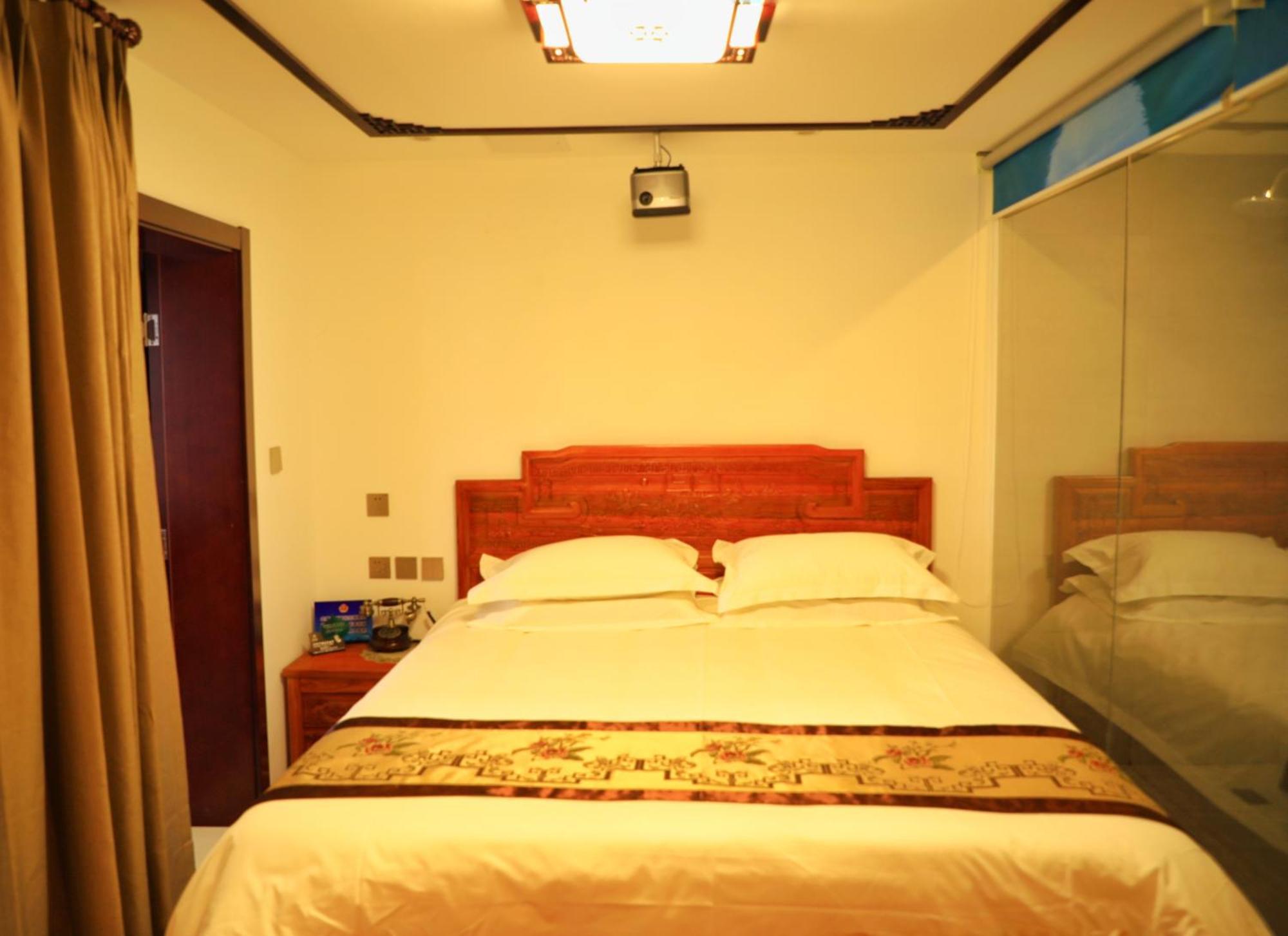Qinfu Hotel Beijing Nanluogu Lane Houhai Exterior photo
